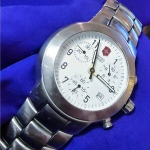 Swiss Army Swiss ETA 251.272 Chrono Mens Watch 42mm Needs Repair